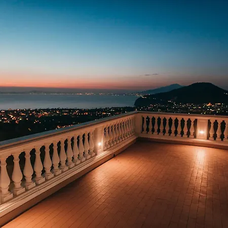 Villa - Tina